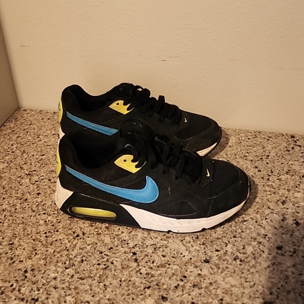 Nike Air Max IVO Youth 4 (used)